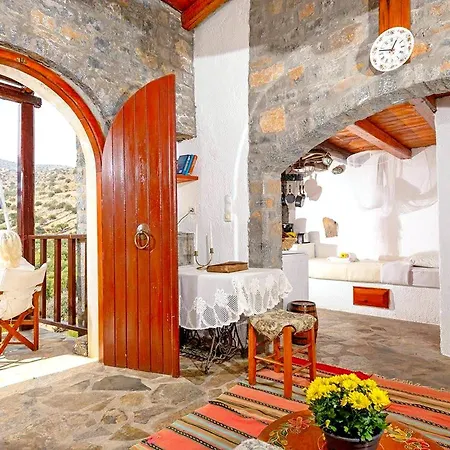 Aparthotel Traditional Homes Of Crete 3*