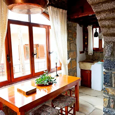 Aparthotel Traditional Homes Of Crete 3*