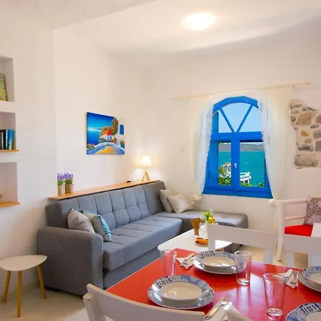 Holiday home Eleftheria Sea Side Traditional House