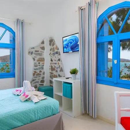 Eleftheria Sea Side Traditional House * Elounda (Crete)