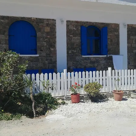 Holiday home Eleftheria Sea Side Traditional House *