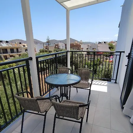 Emilia Hotel de apartamente