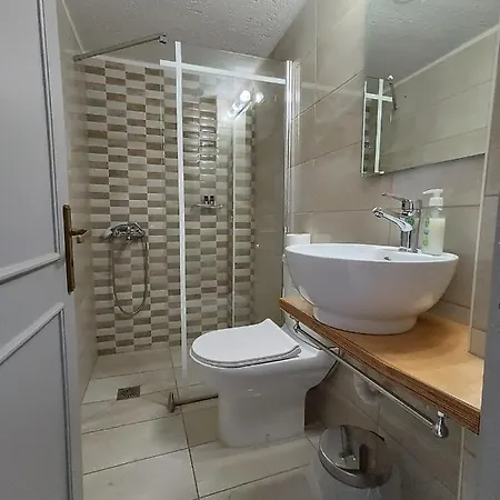 Emilia Hotel de apartamente