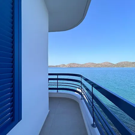 Apartment Sea-front Cozy *