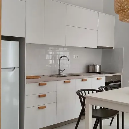 Kelly's Urban Apartment *