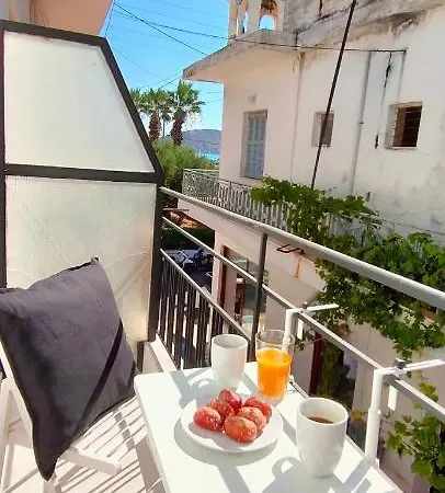 Kelly's Urban Apartment Elounda (Crete)