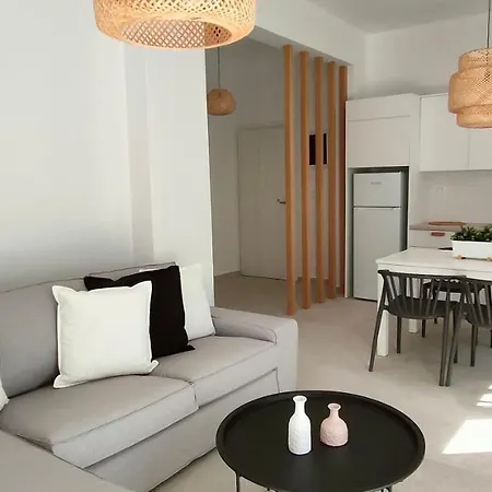 Kelly's Urban