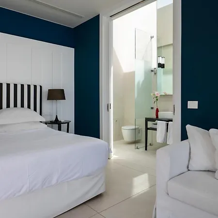 Gulf Hotel 5*