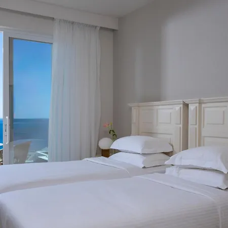 Gulf Hotel 5*