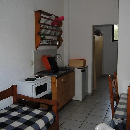 Apartment Sailors