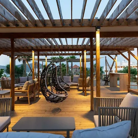 Breeze Elounda