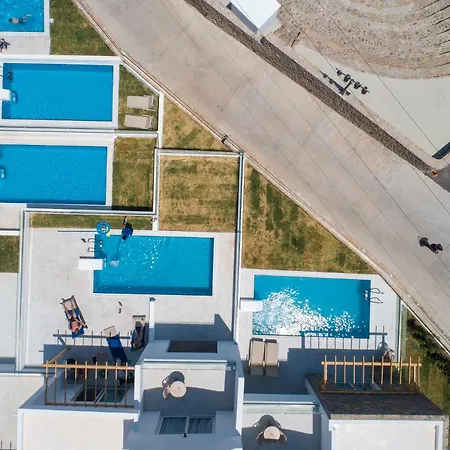 Breeze Resort
